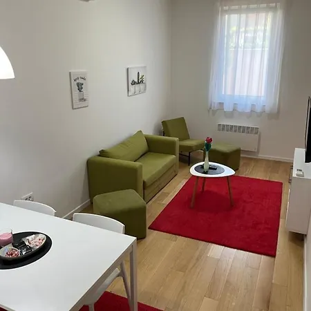 شقة Apartman Luca *